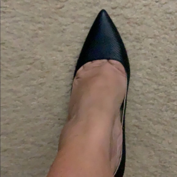 Pumps - Picture 1 of 5